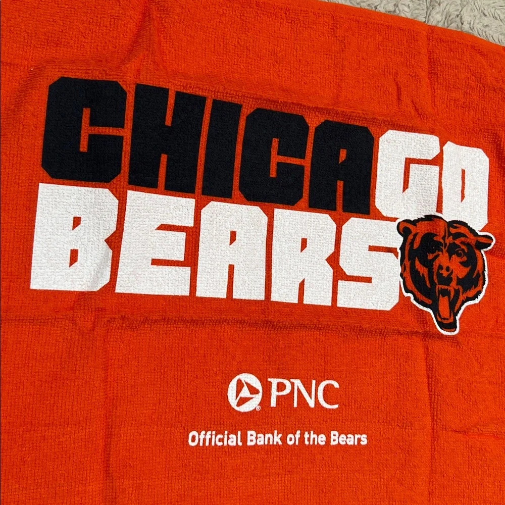 Chicago Bears Soldier Field Rally Towel,100% cotton, New condition with NFL seal